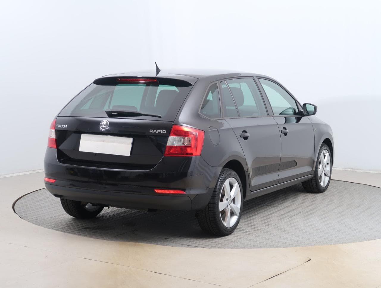 2014 Škoda Rapid - 7