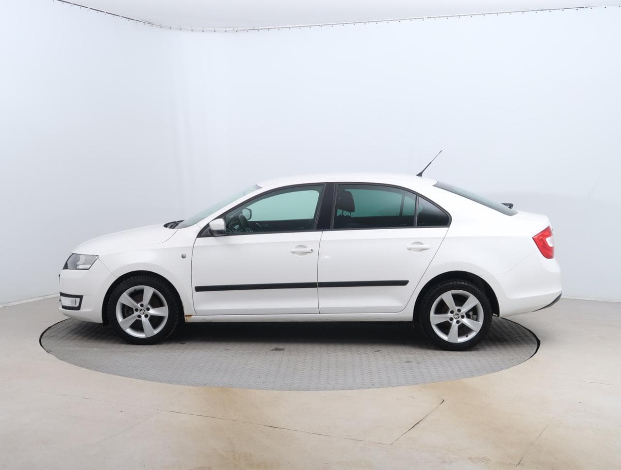 2013 Škoda RAPID - 4
