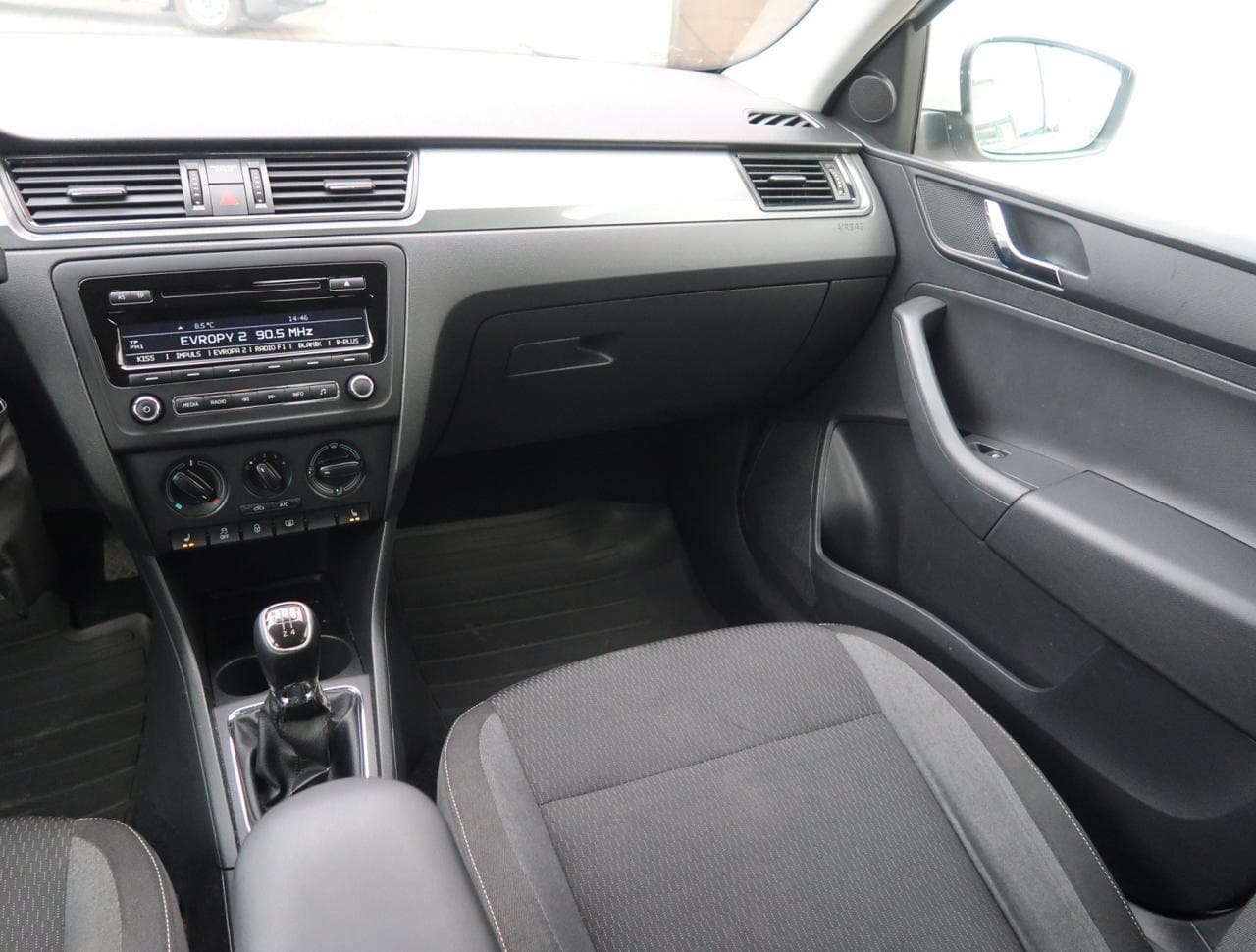 2013 Škoda RAPID - 11