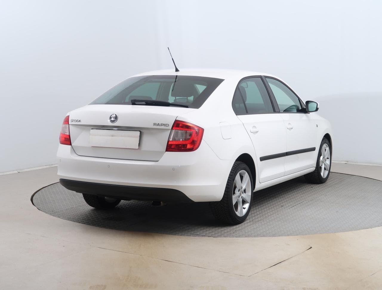 2013 Škoda RAPID - 7