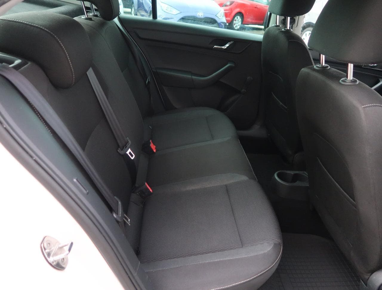 2013 Škoda RAPID - 13