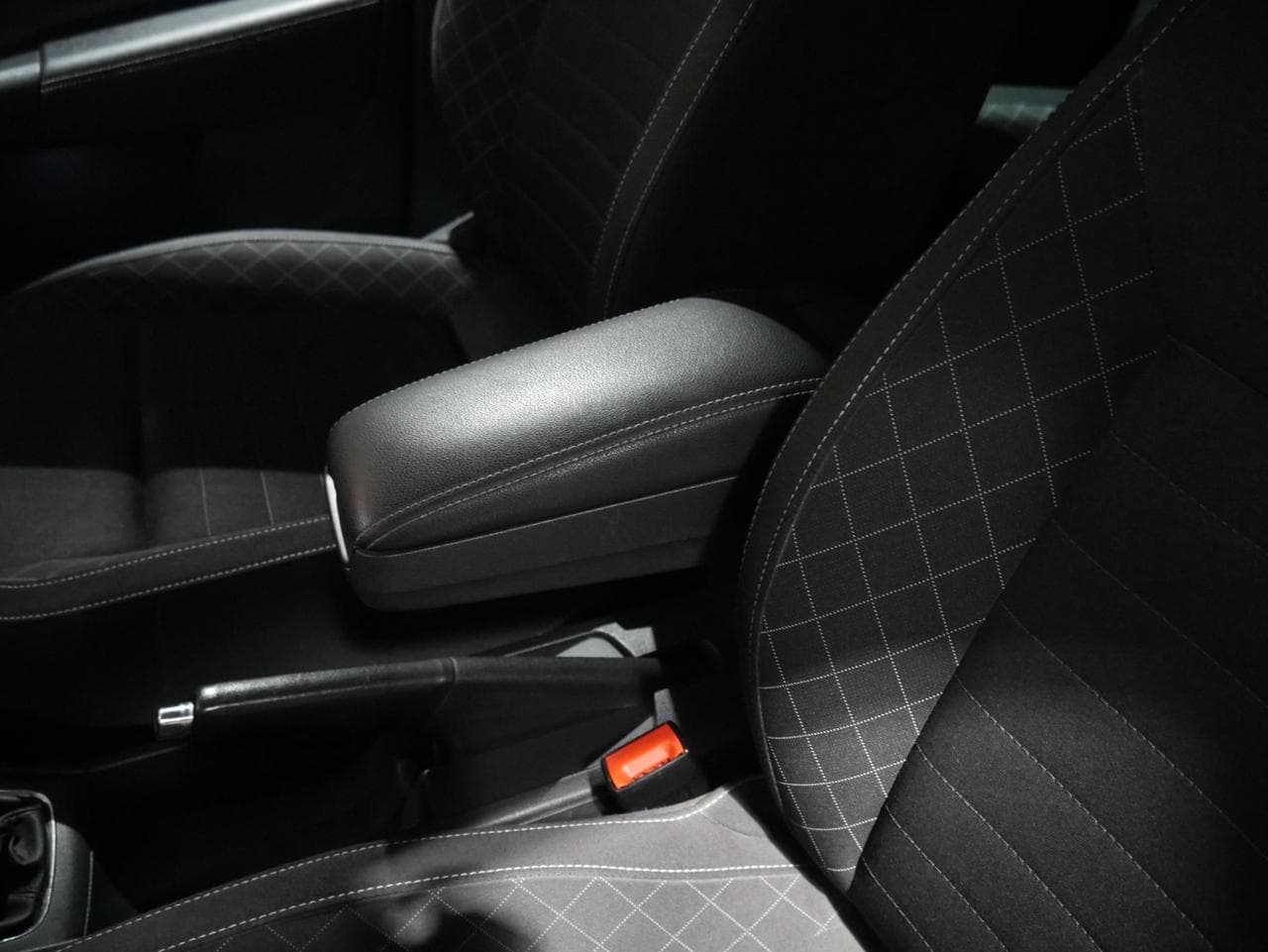2016 Škoda RAPID - 18