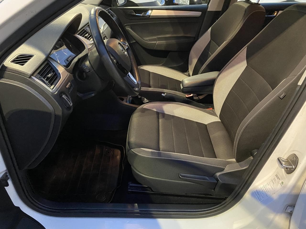 2017 Škoda Rapid - 9