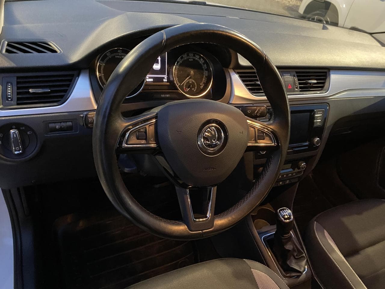 2017 Škoda Rapid - 12