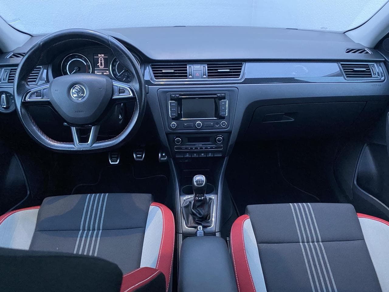 2015 Škoda Rapid - 8