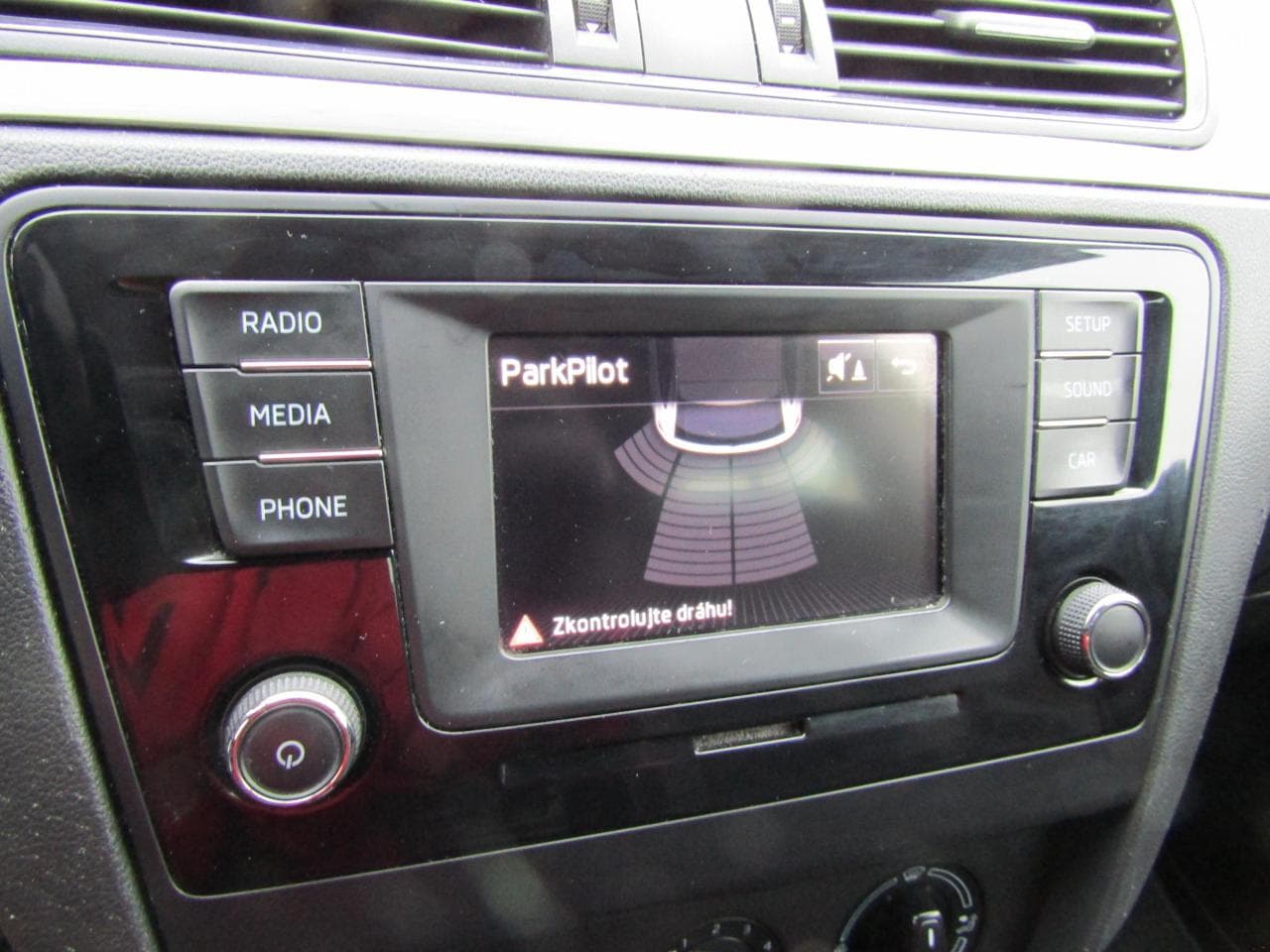 2015 Škoda RAPID - 12