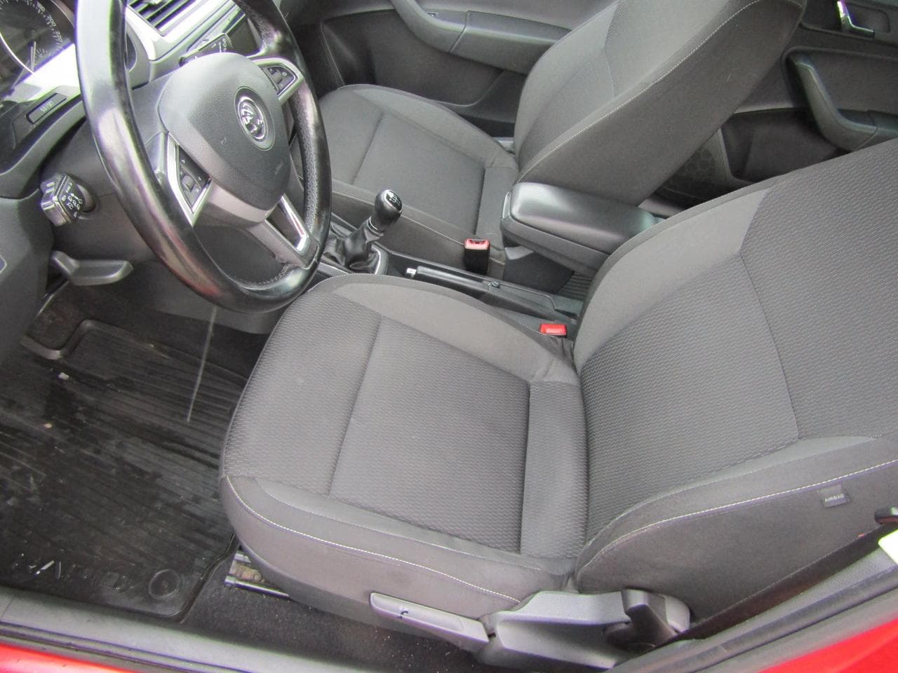 2015 Škoda RAPID - 9
