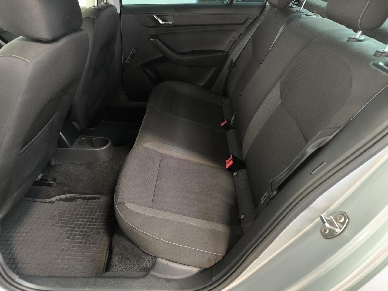 2014 Škoda Rapid - 10