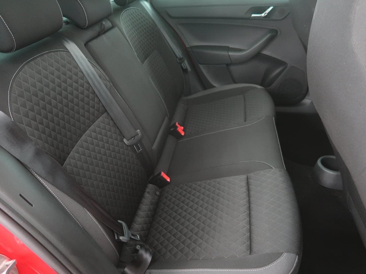 2015 Škoda Rapid - 13