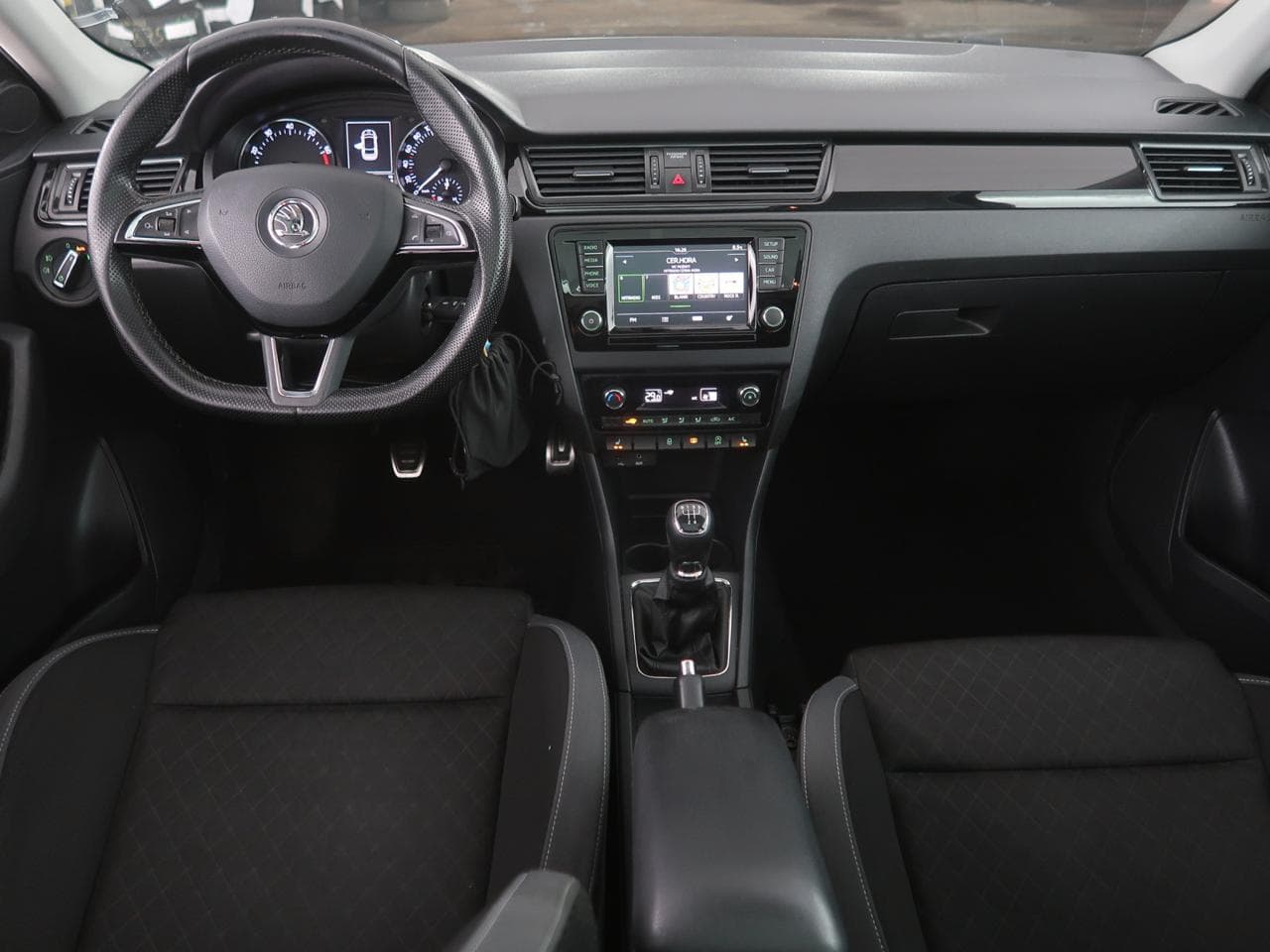 2015 Škoda Rapid - 10