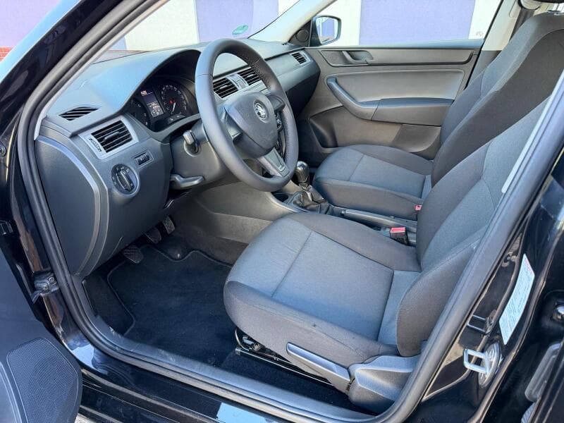 2015 Škoda Rapid - 10