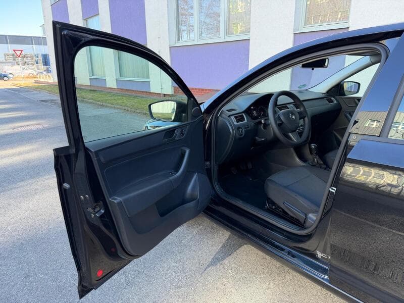 2015 Škoda Rapid - 8