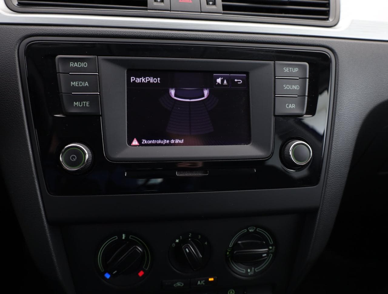 2016 Škoda Rapid - 19