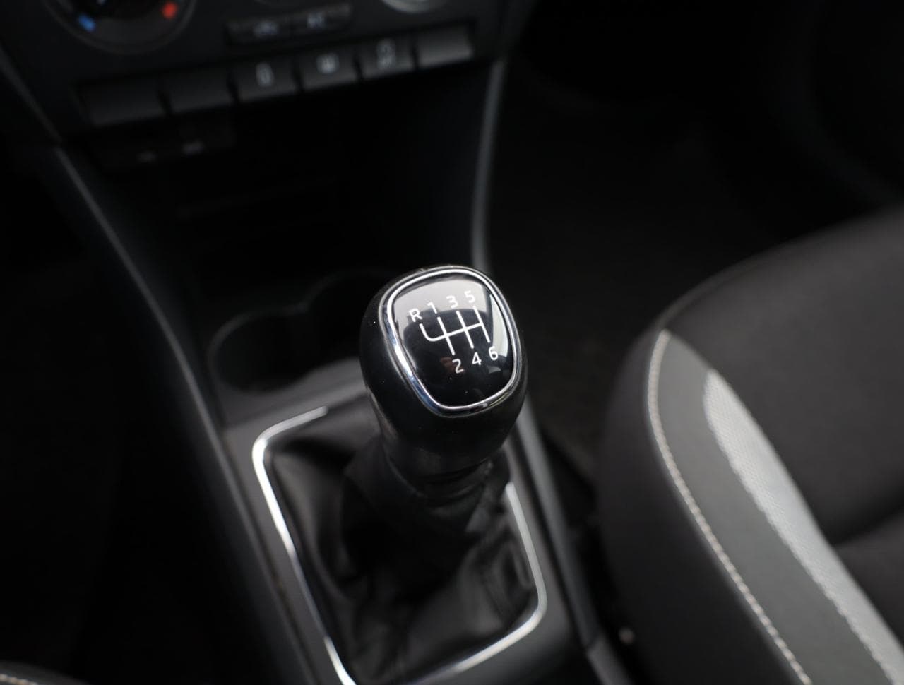 2016 Škoda Rapid - 17