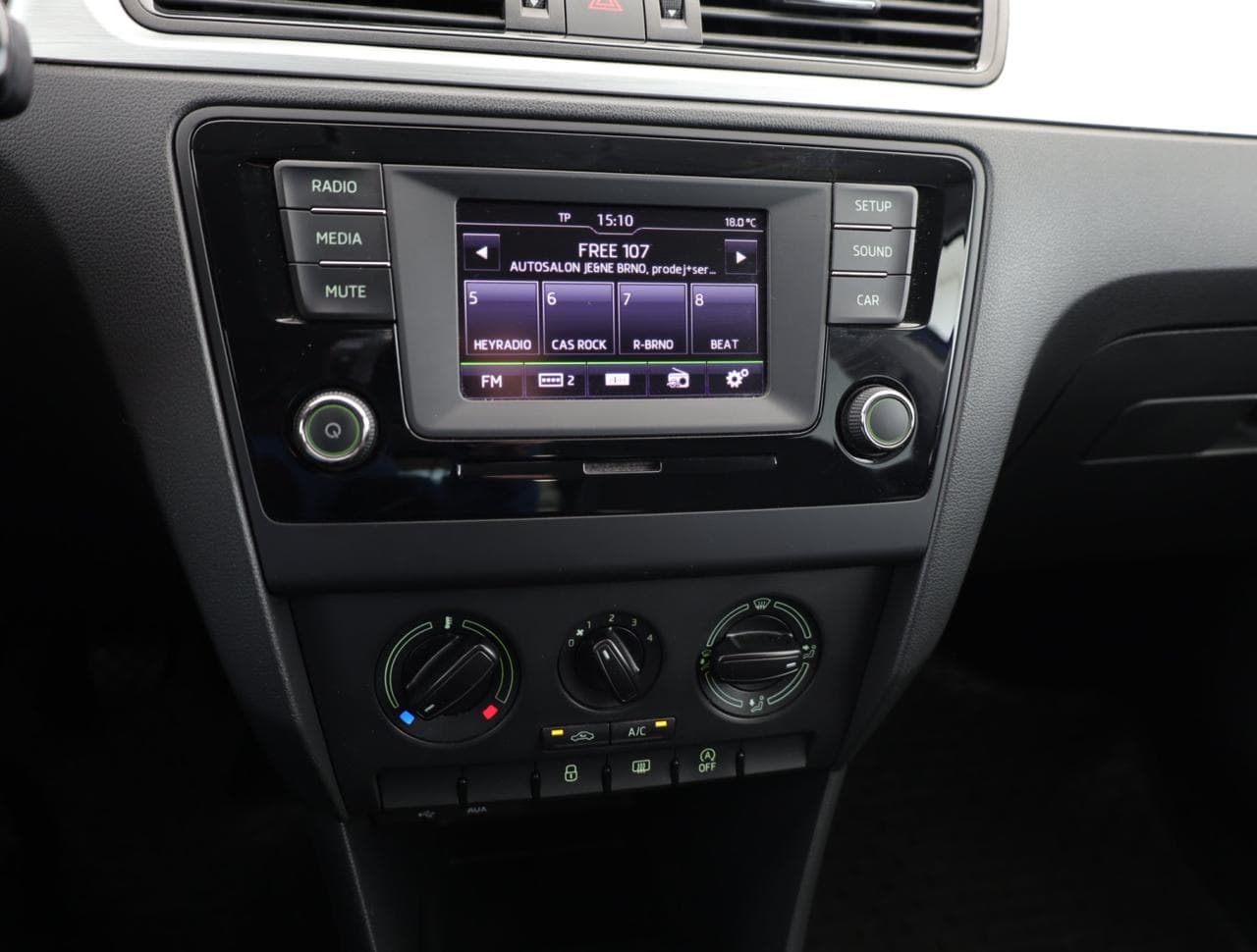 2016 Škoda Rapid - 16