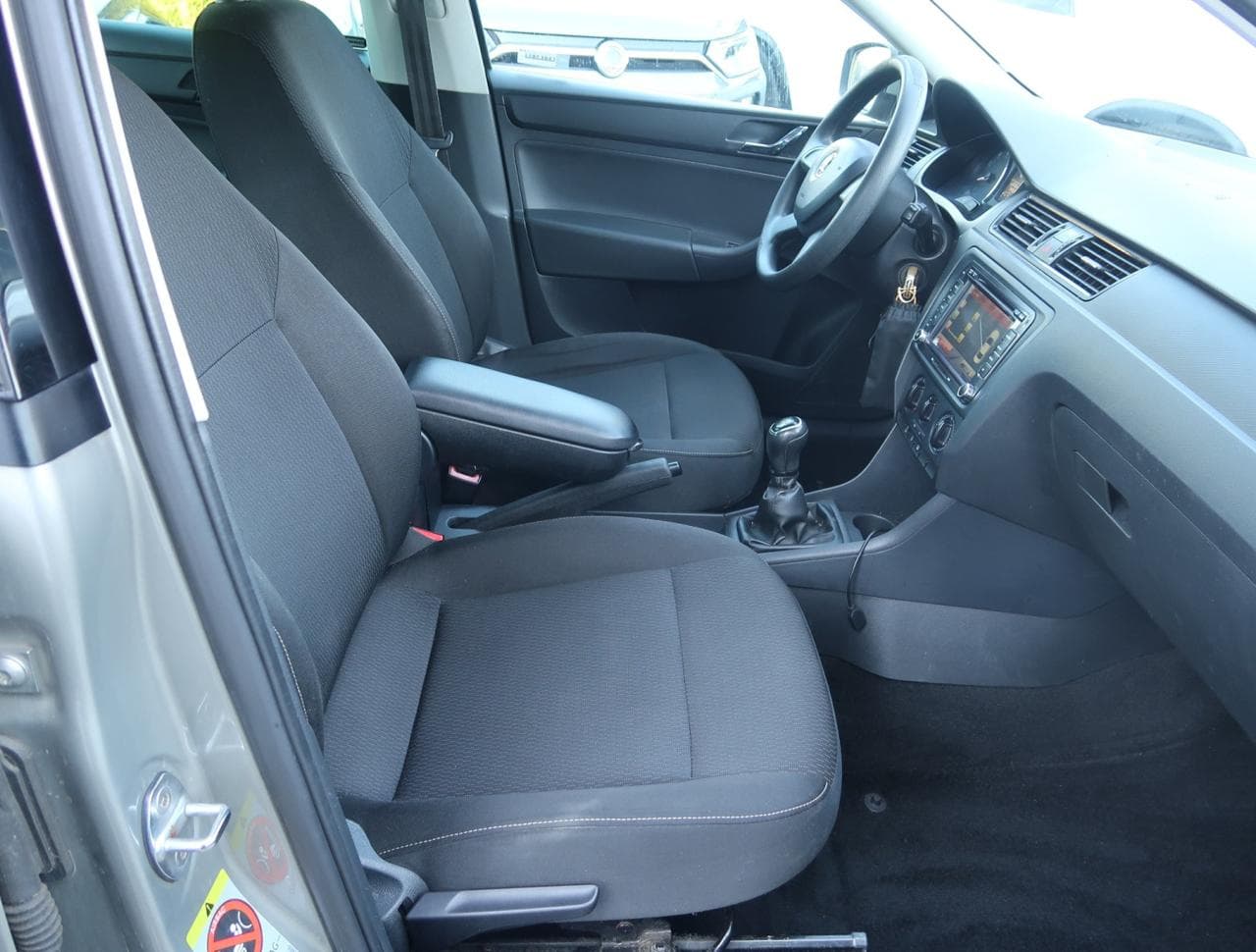 2013 Škoda Rapid - 12