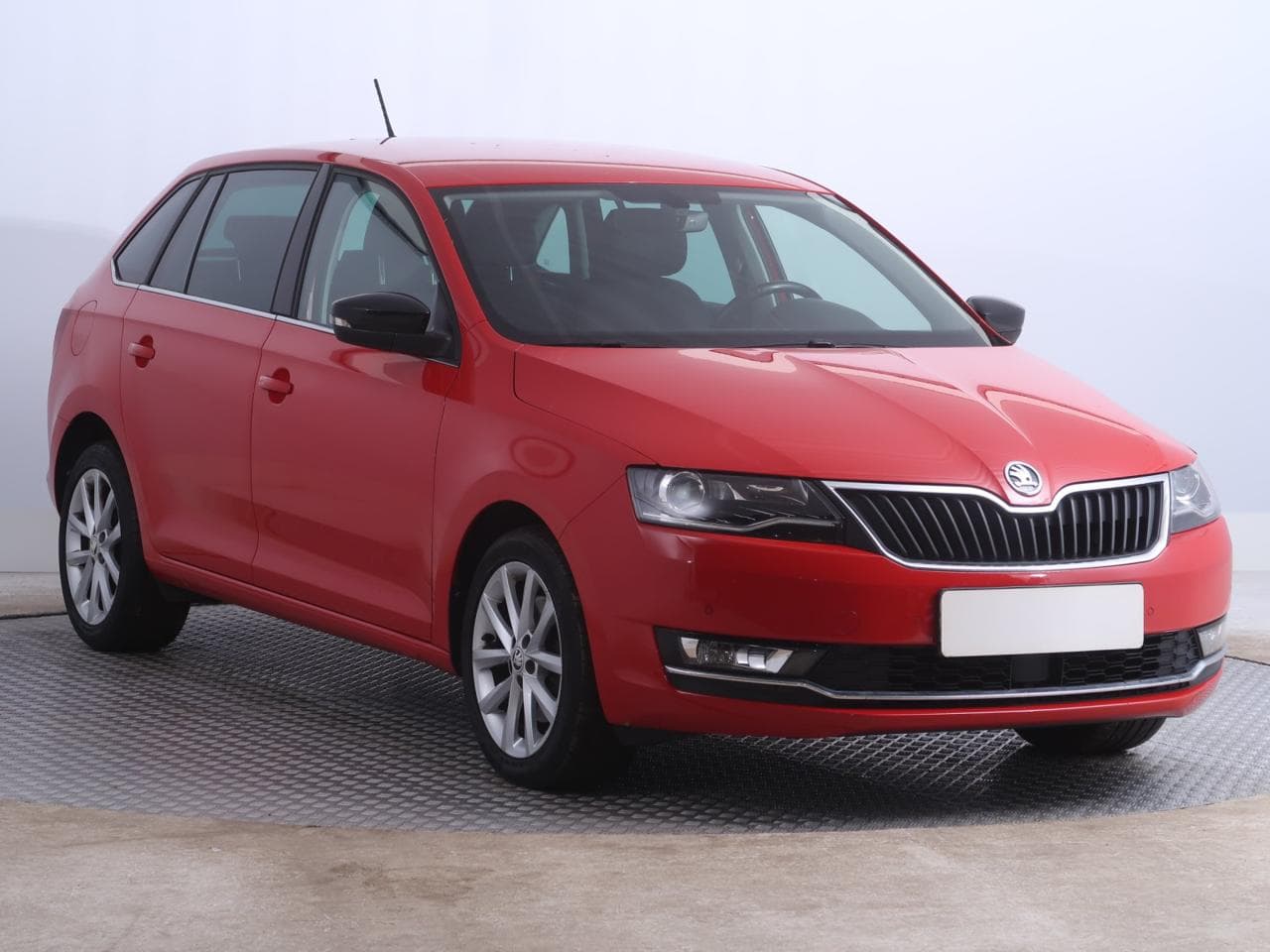 Škoda Rapid 1.0 TSI 81kW hatchback