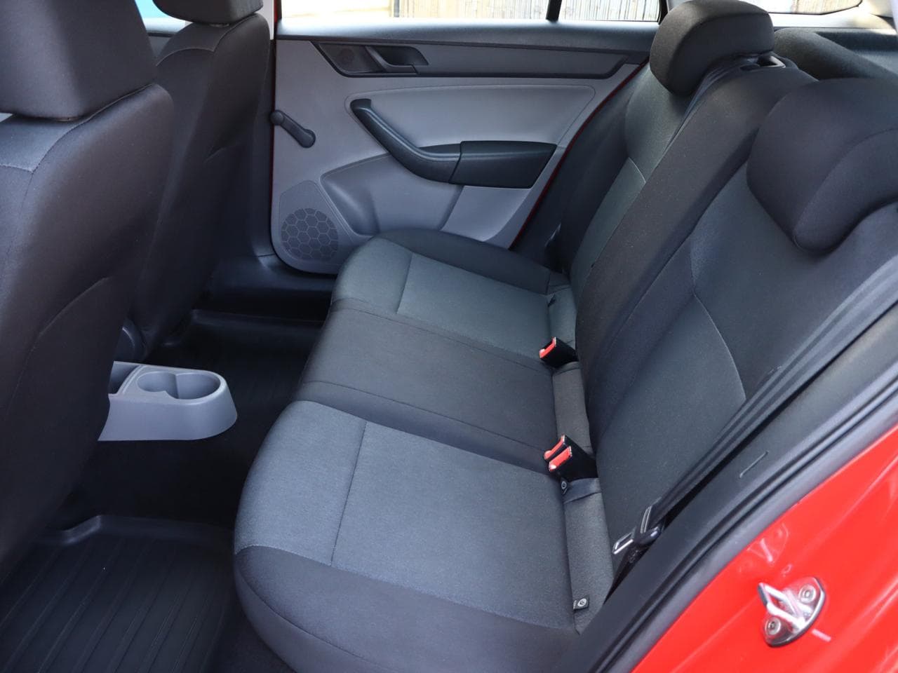 2015 Škoda Rapid - 13