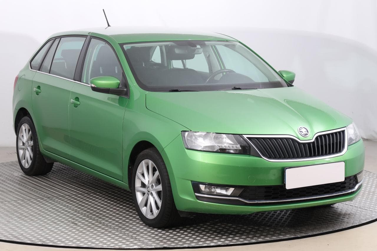 Škoda Rapid 1.0 TSI 70kW hatchback