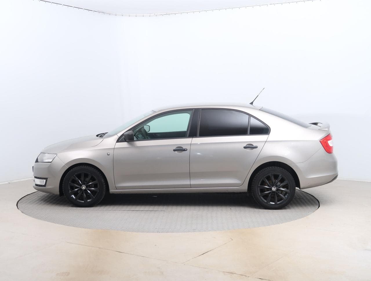 2013 Škoda Rapid - 4