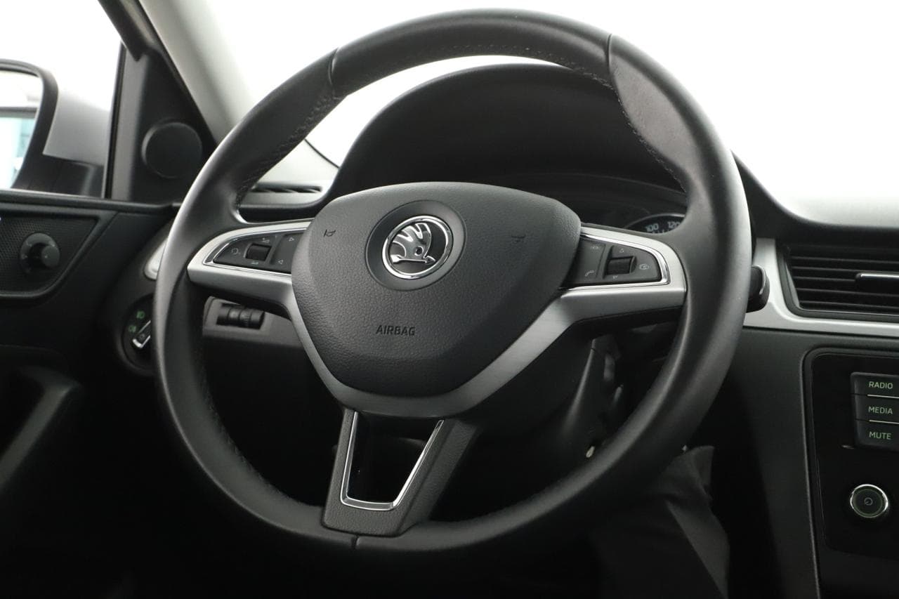 2015 Škoda RAPID - 14