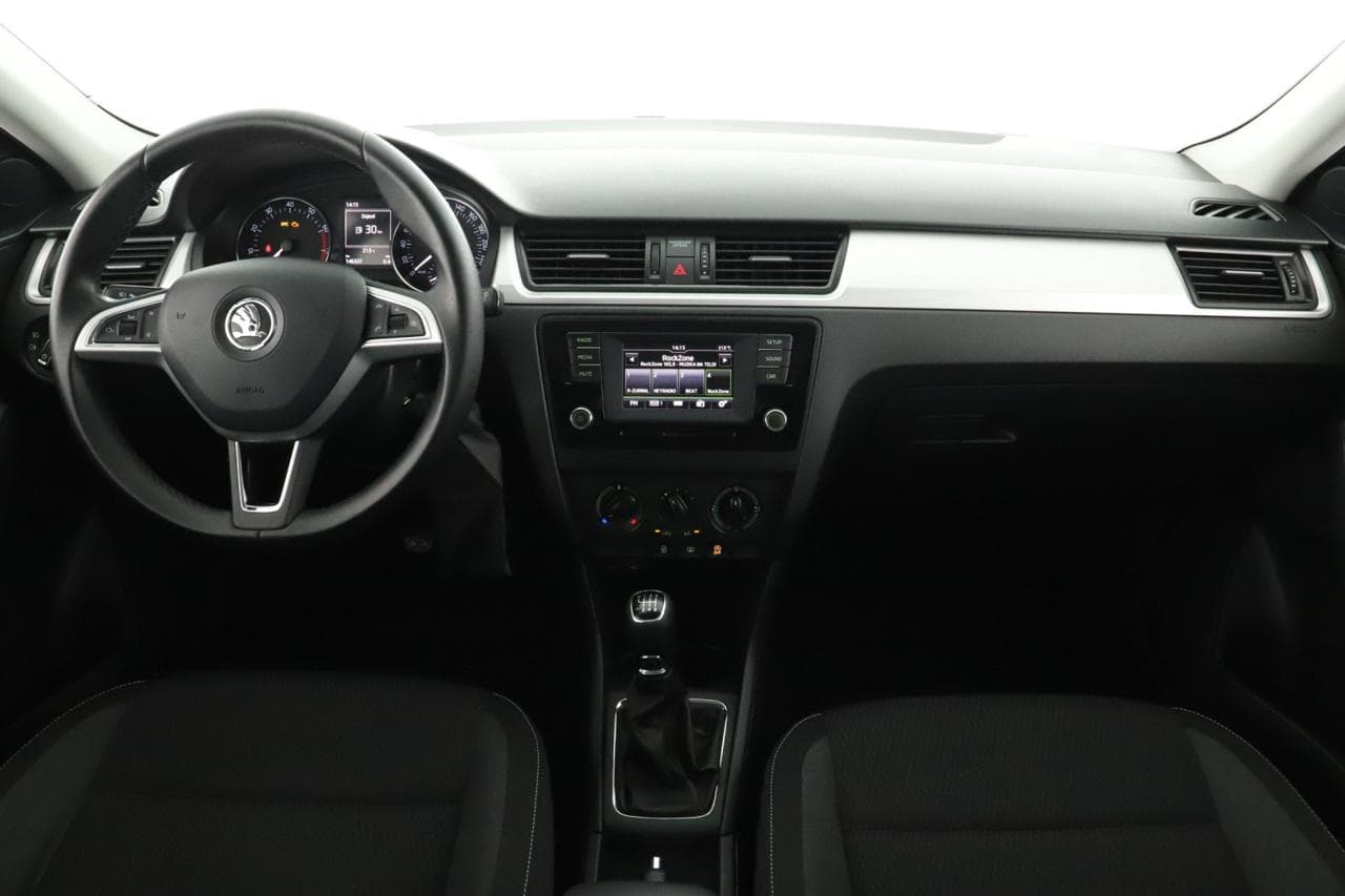 2015 Škoda RAPID - 9