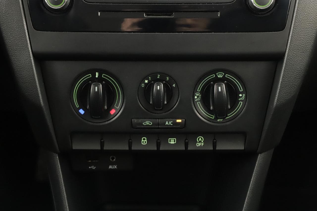 2016 Škoda RAPID - 17
