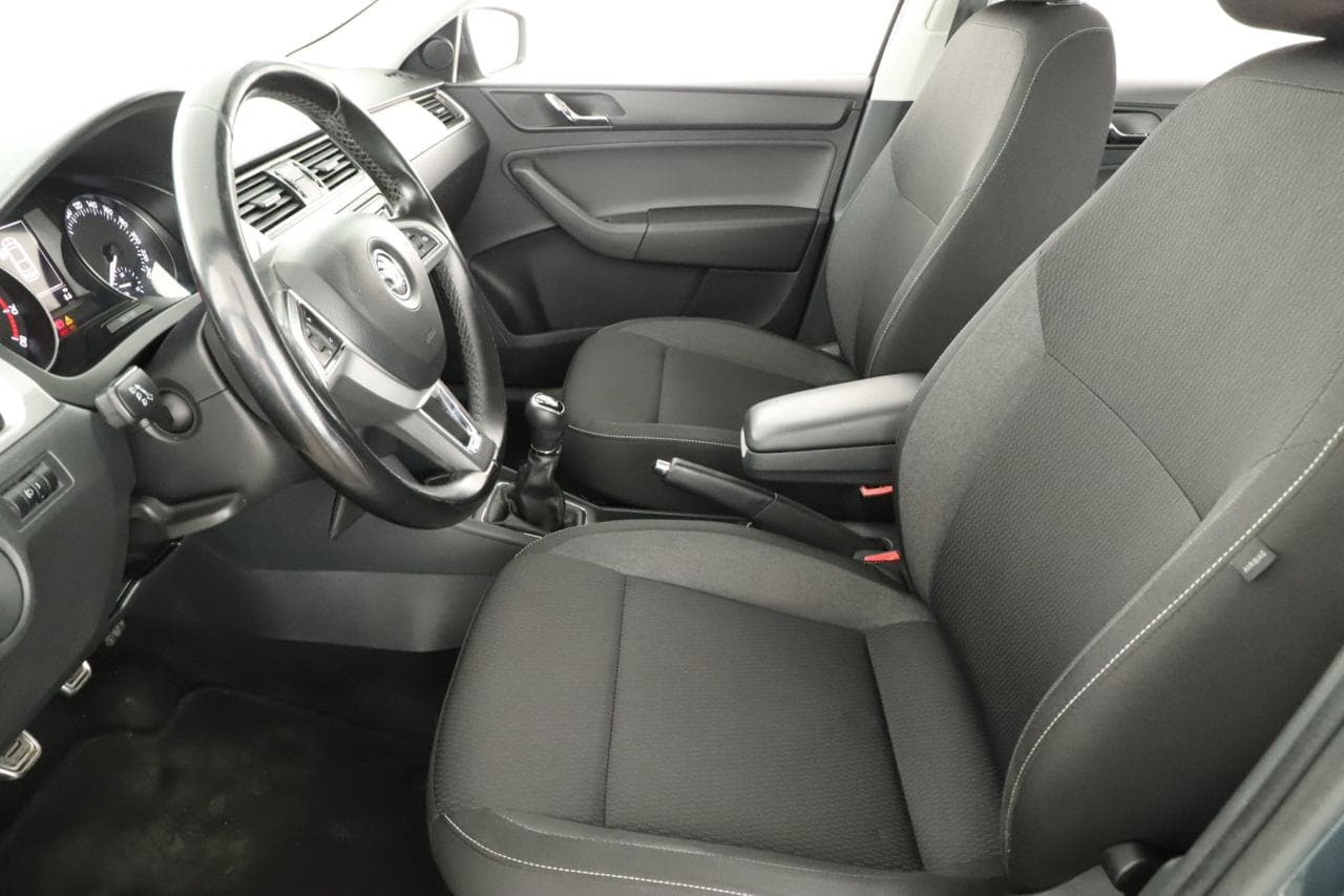 2016 Škoda RAPID - 13