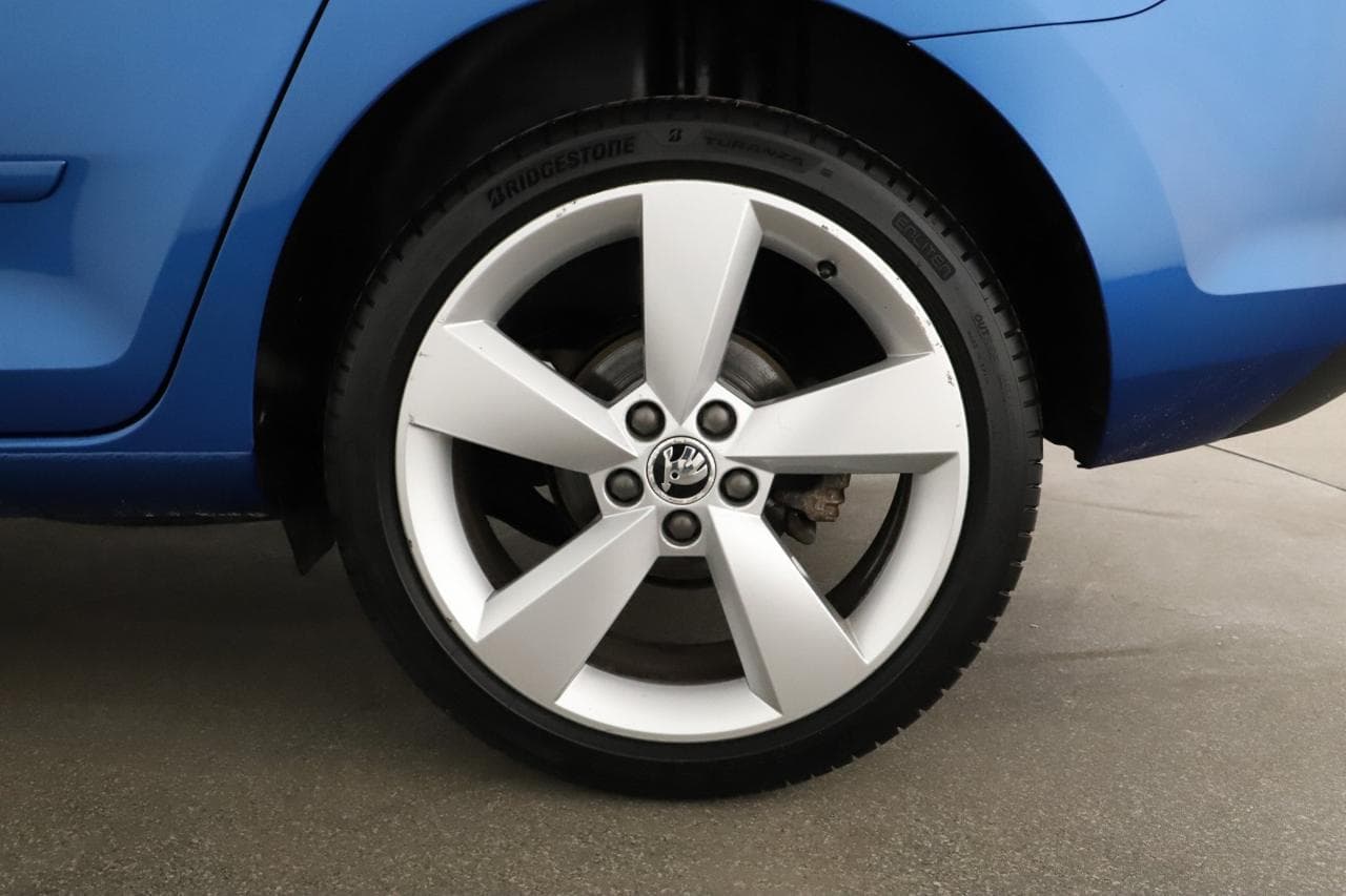 2016 Škoda RAPID - 17