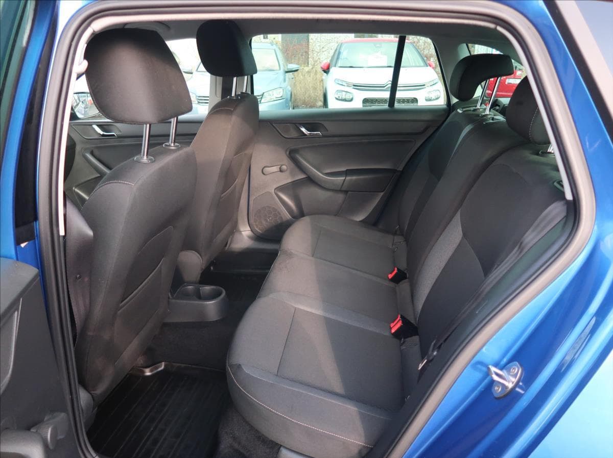 2013 Škoda Rapid - 17