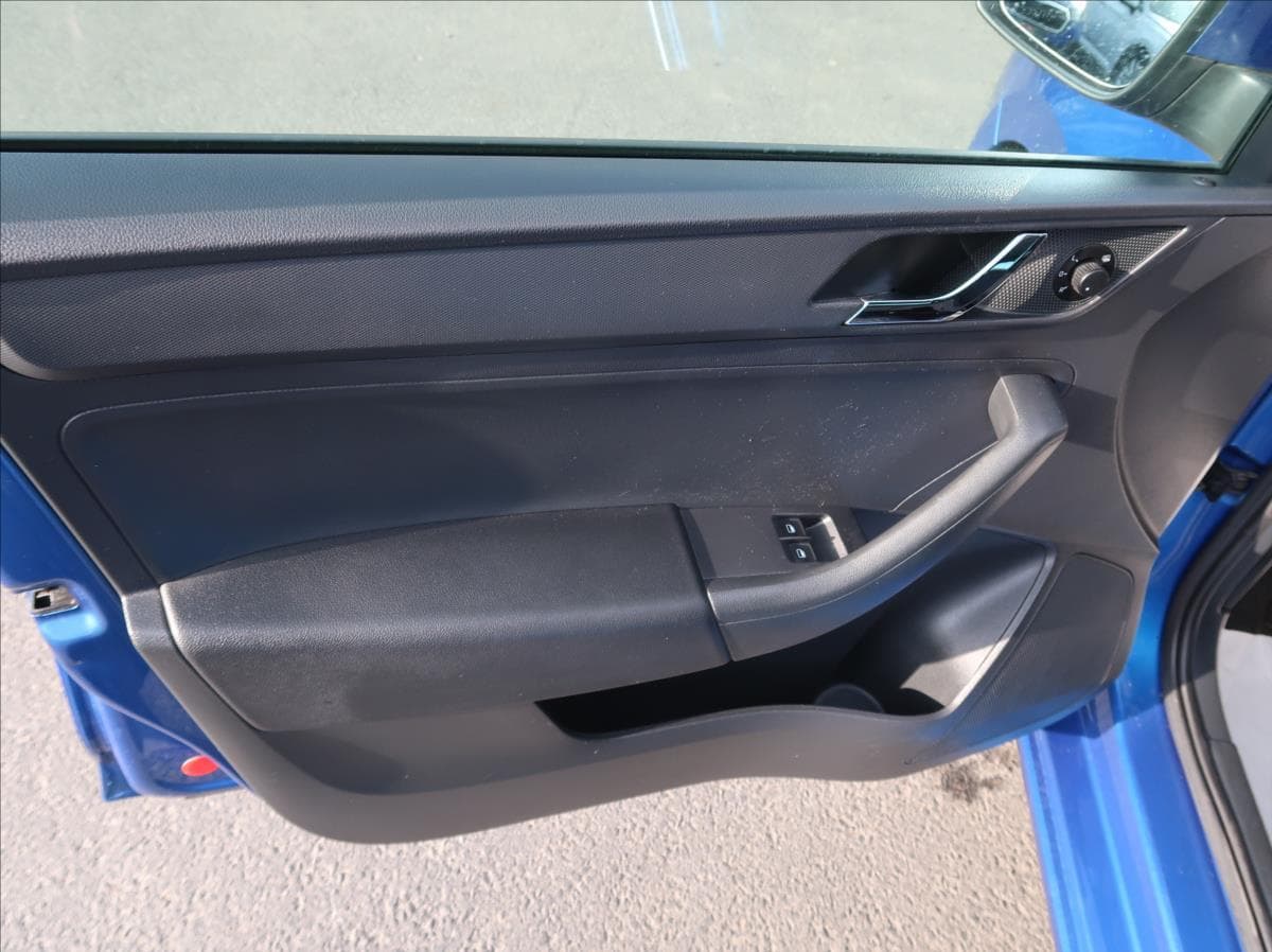 2013 Škoda Rapid - 19