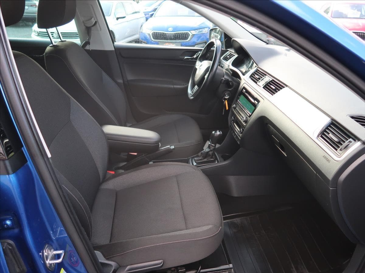 2013 Škoda Rapid - 13