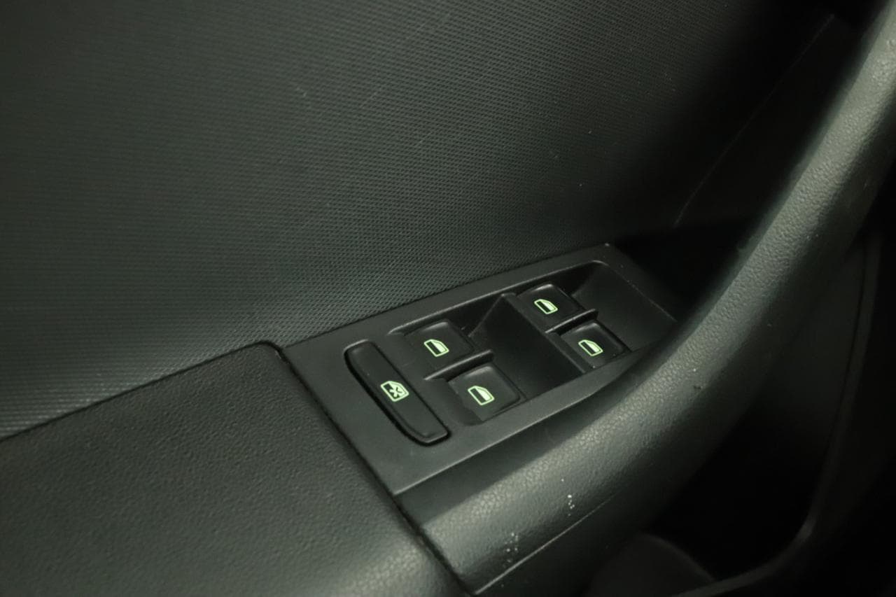 2013 Škoda Rapid - 33