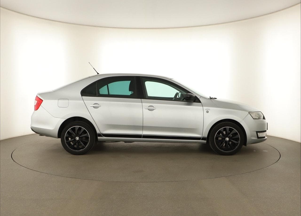 2013 Škoda Rapid - 15