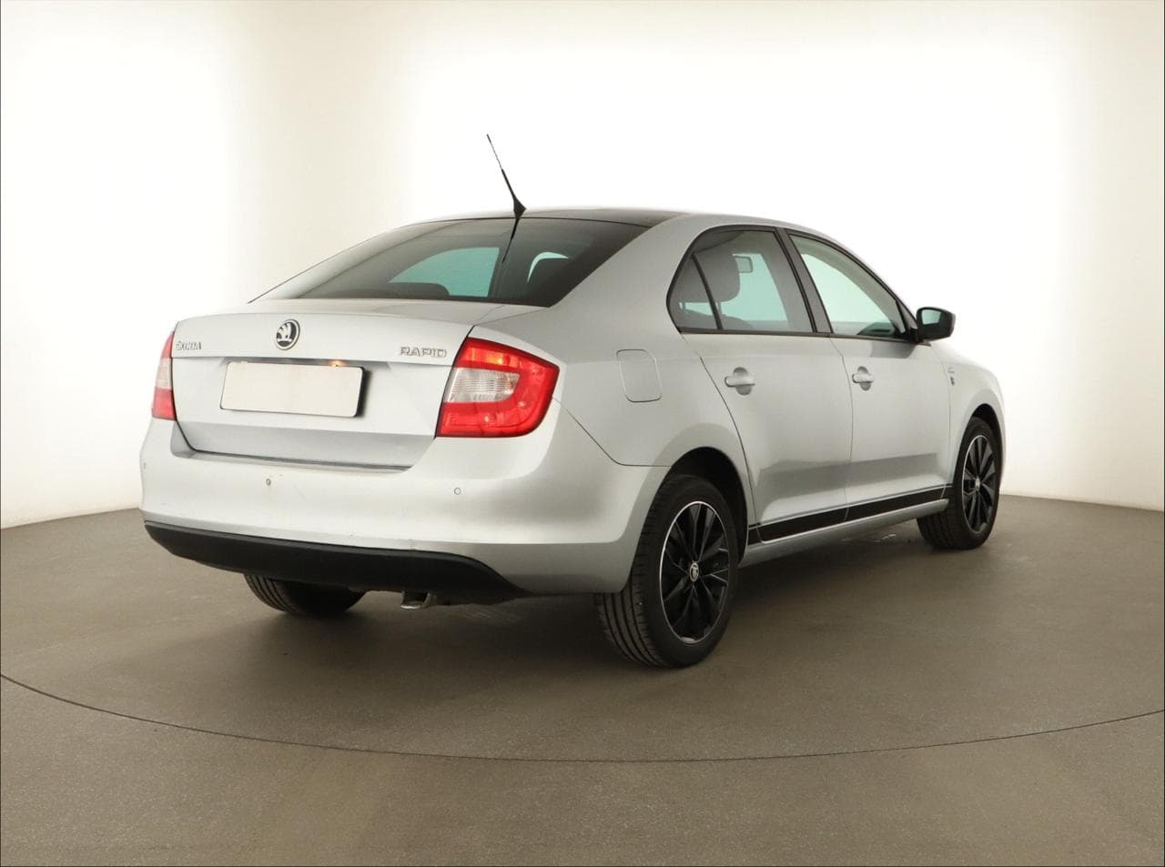 2013 Škoda Rapid - 13