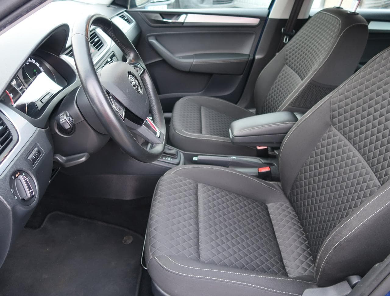 2017 Škoda RAPID - 16