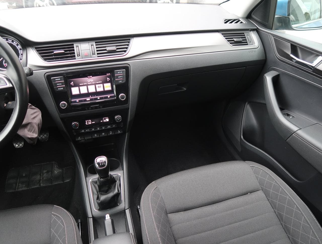 2018 Škoda RAPID - 11