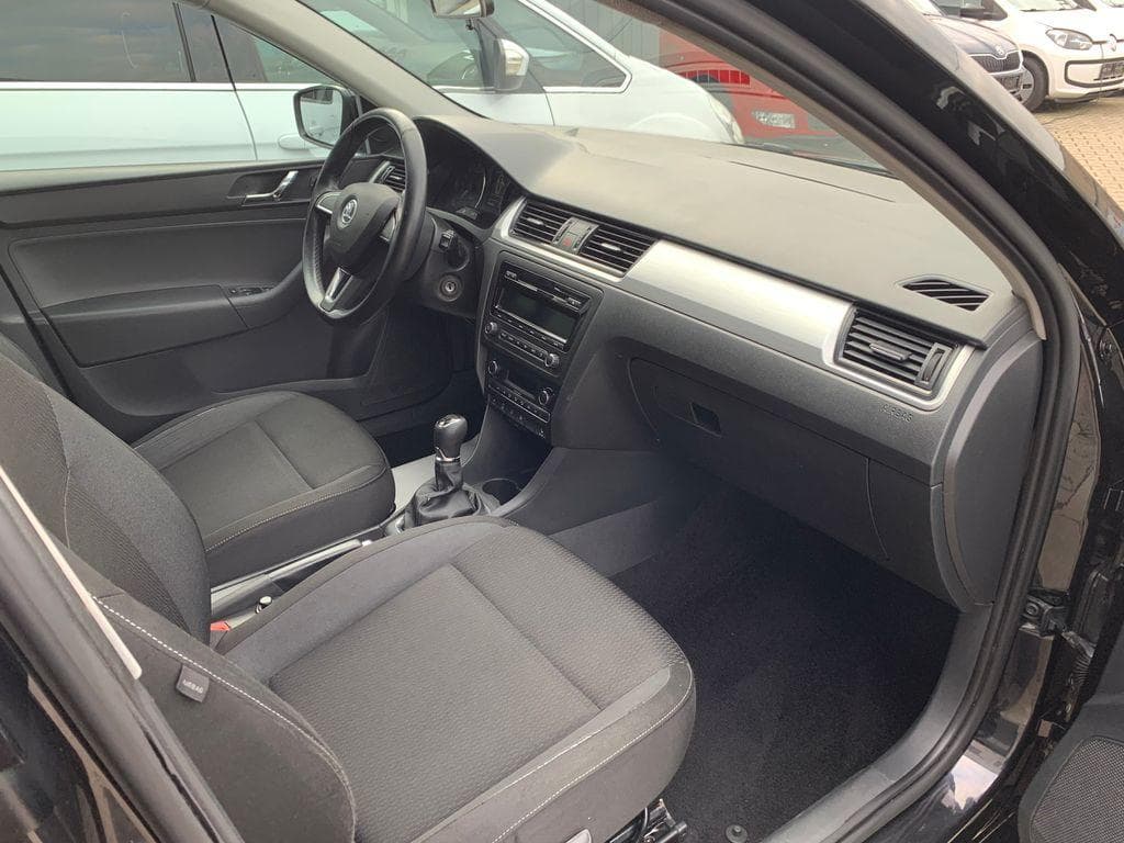 2013 Škoda RAPID - 17