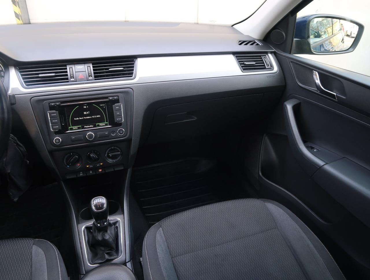 2014 Škoda RAPID - 11