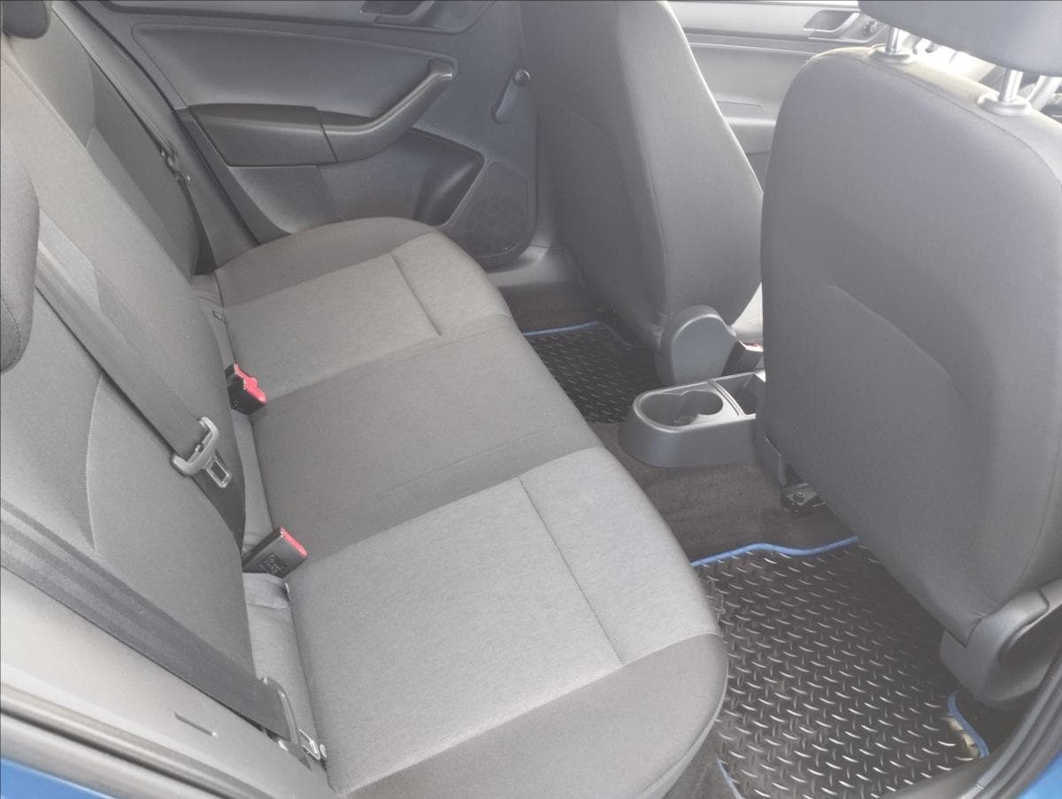 2014 Škoda Rapid - 11