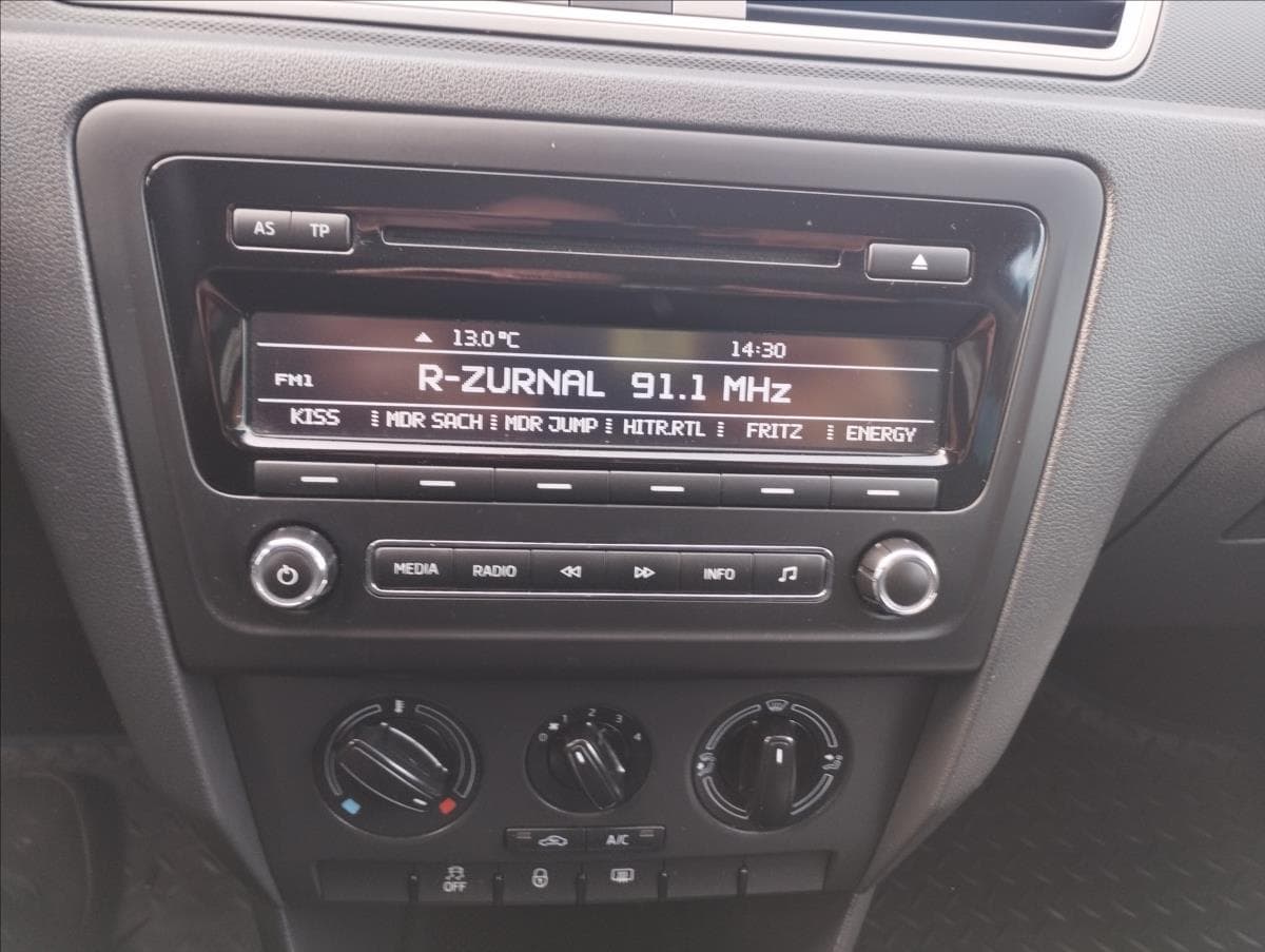 2014 Škoda Rapid - 13