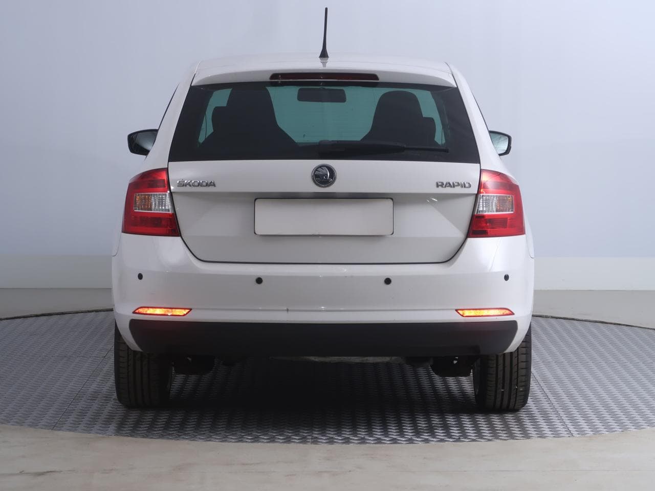 2014 Škoda RAPID - 6
