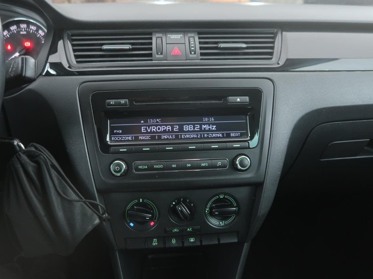 2014 Škoda RAPID - 18