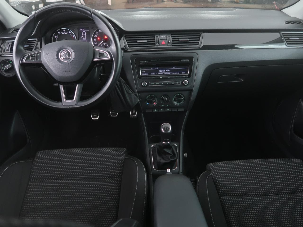 2014 Škoda RAPID - 10
