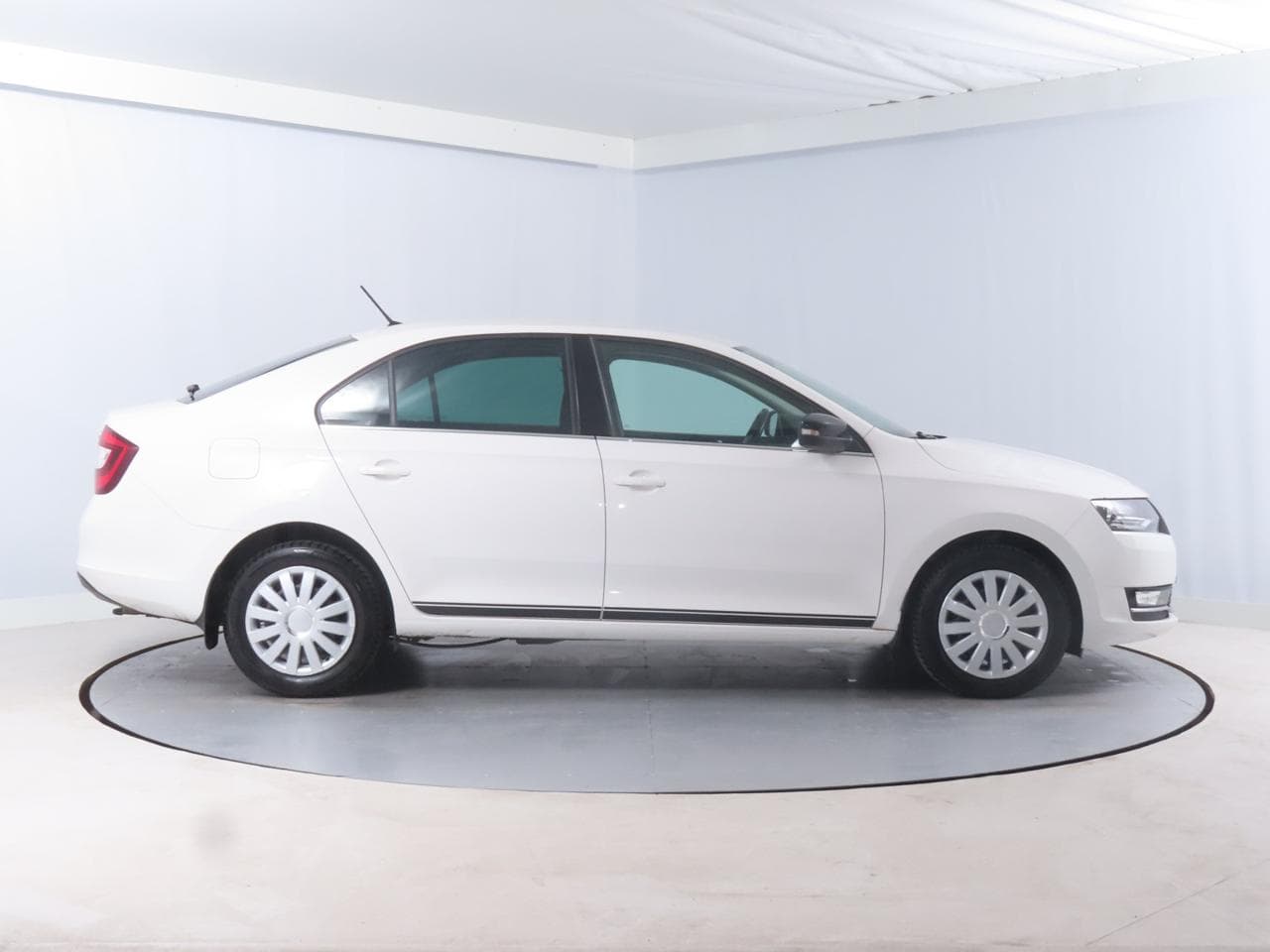 2017 Škoda RAPID - 8