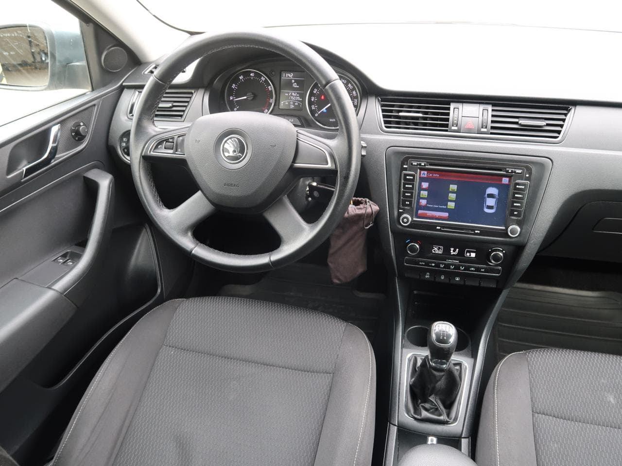 2013 Škoda RAPID - 9