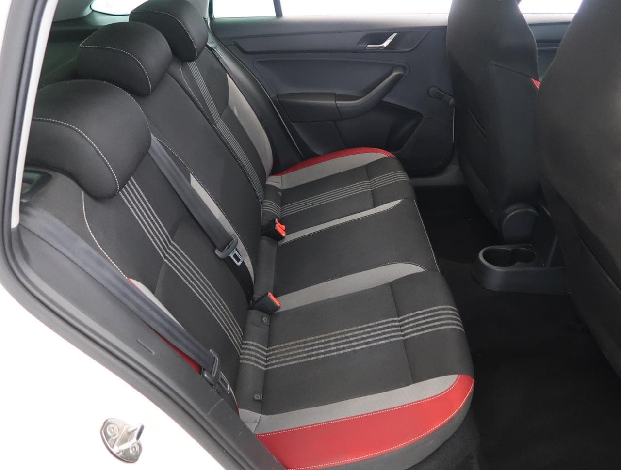 2015 Škoda RAPID - 20