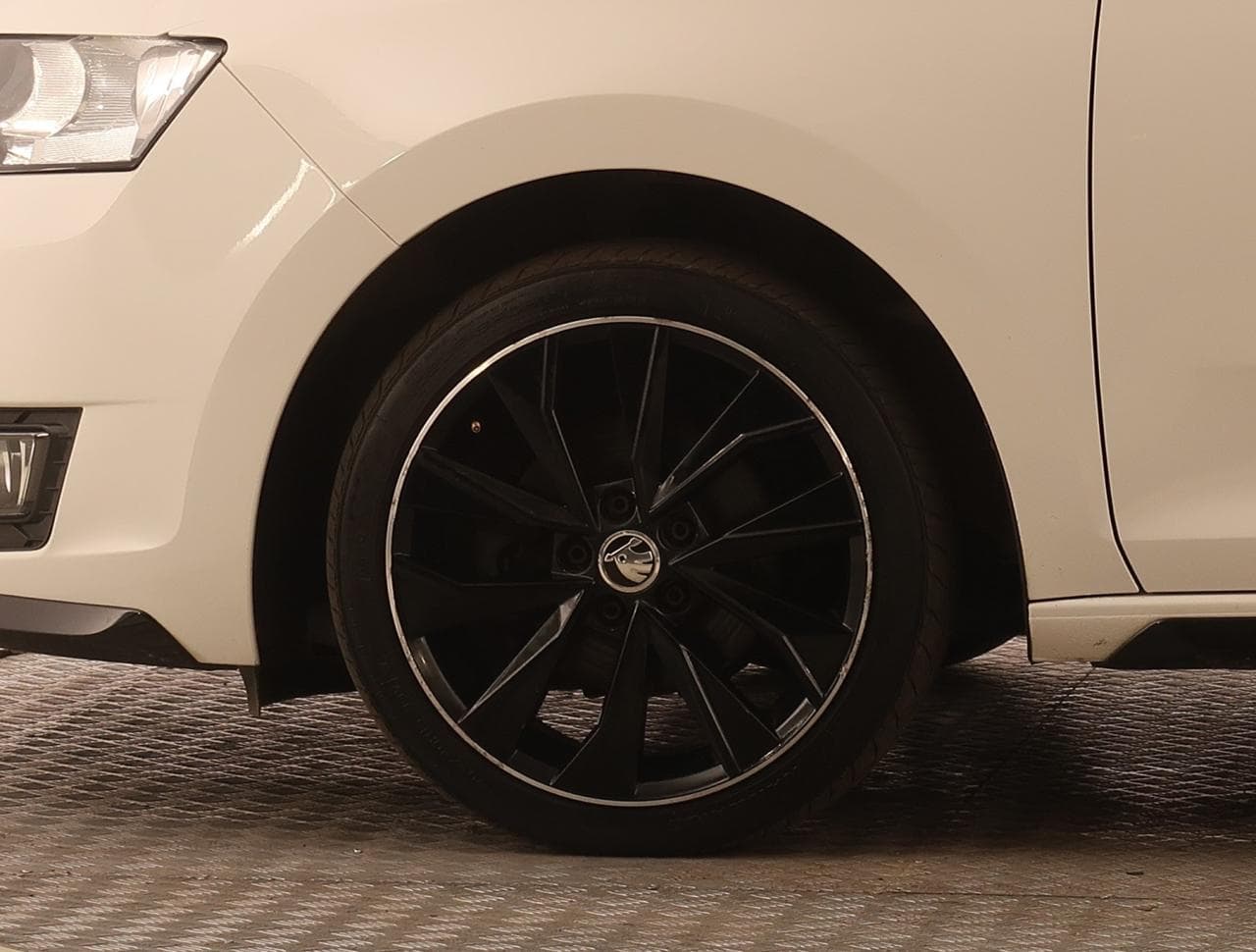 2015 Škoda RAPID - 31