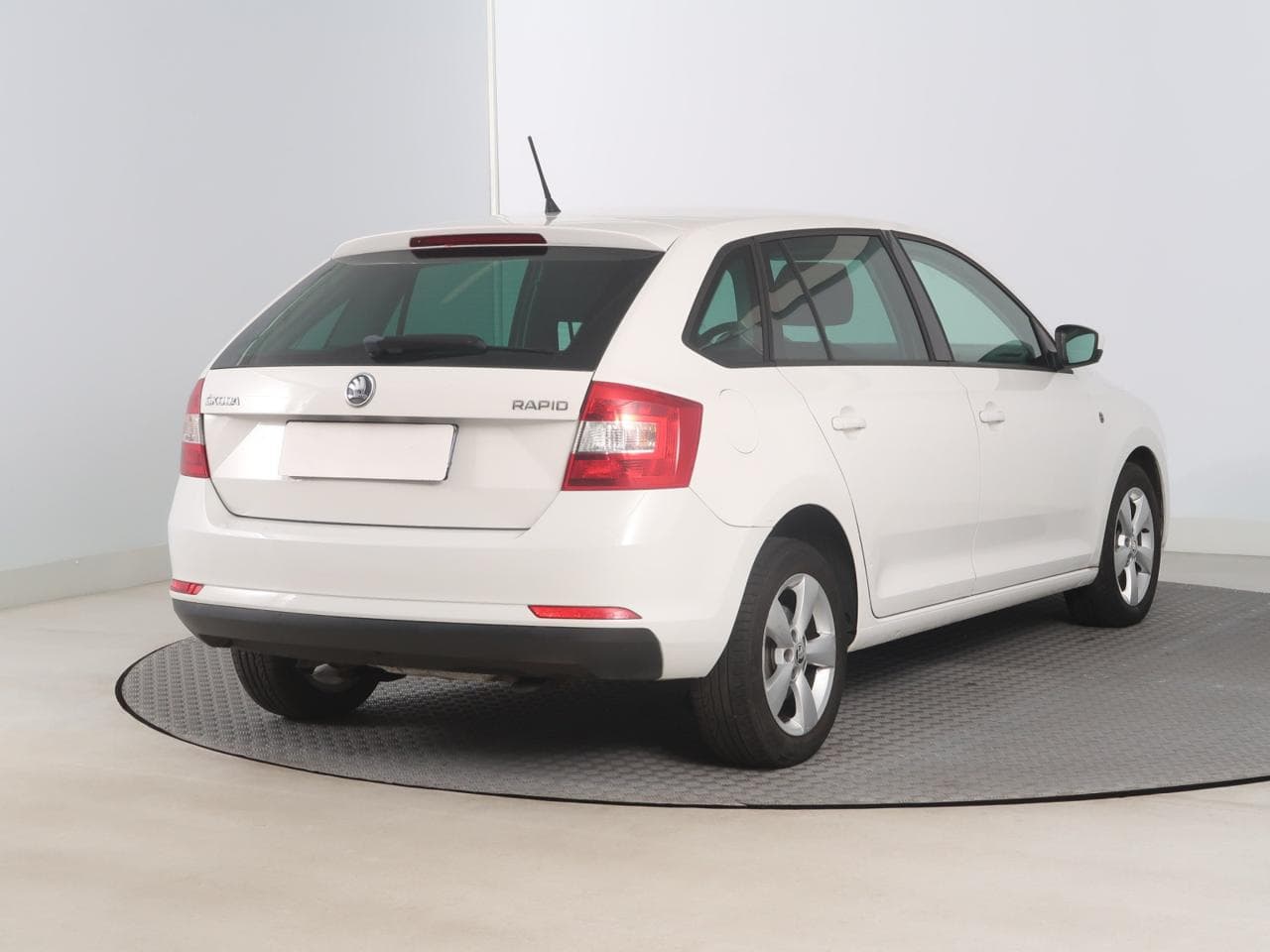 2014 Škoda RAPID - 7
