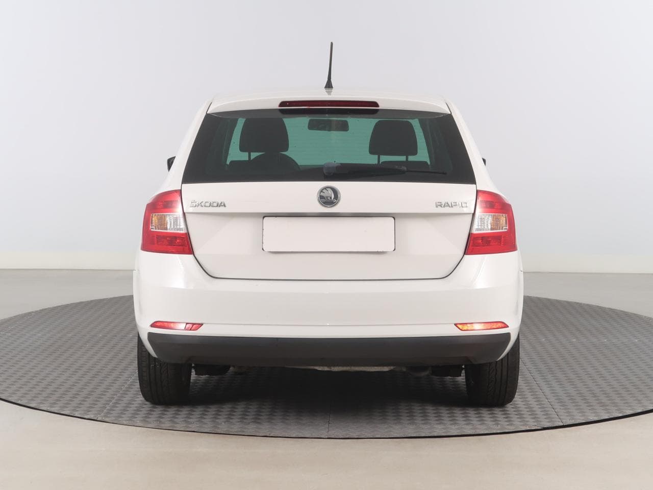 2014 Škoda RAPID - 6